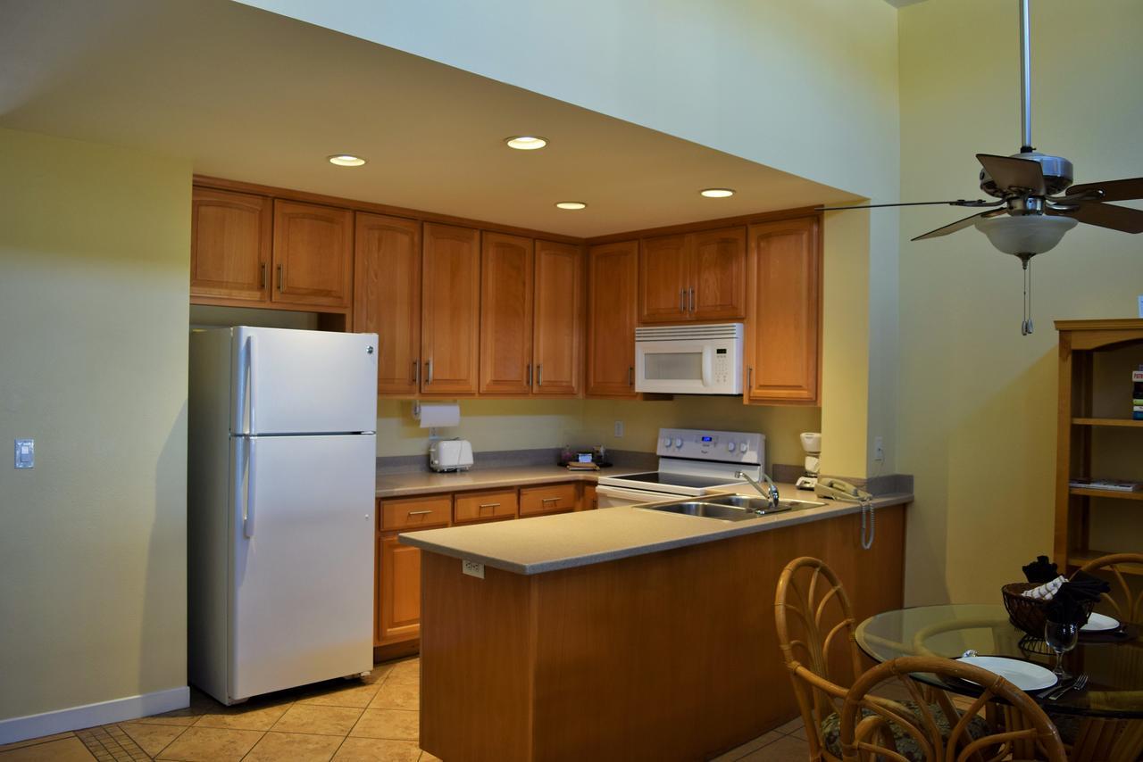Multi Resorts At Aquamarine Villas Oceanside Exterior photo
